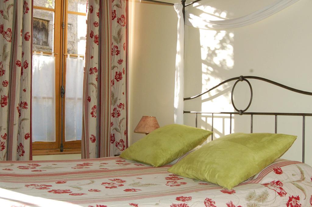 Hotel Du Donjon Aulnay  Pokoj fotografie